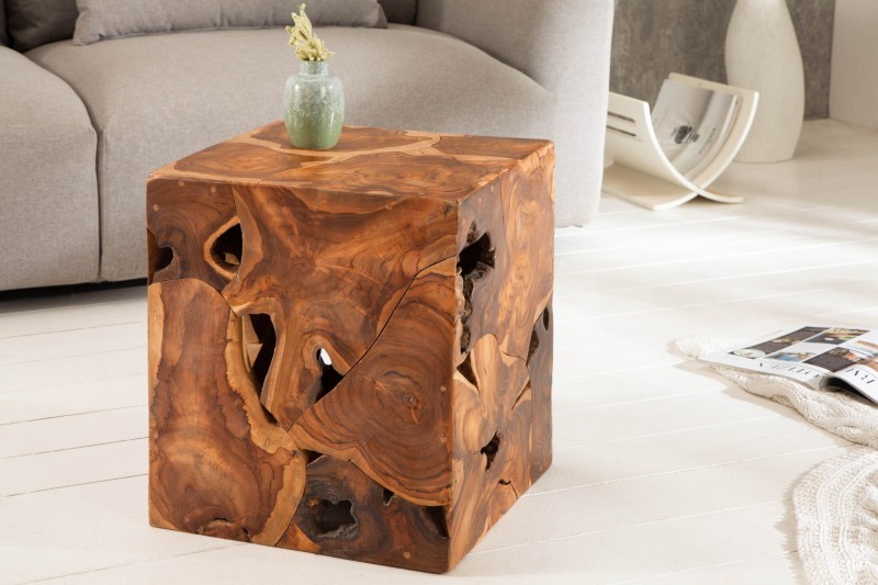 Estila Vidiecky masívny príručný stolík Vezelay z teakového dreva 40cm