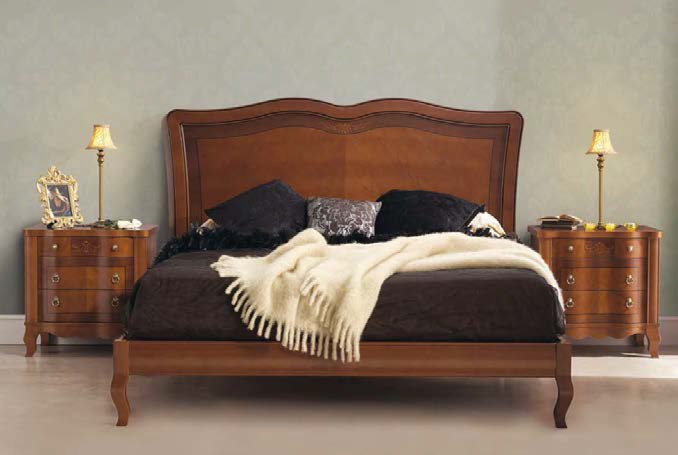 Luxusná rustikálna posteľ Castilla do spílne v klasickom štýle