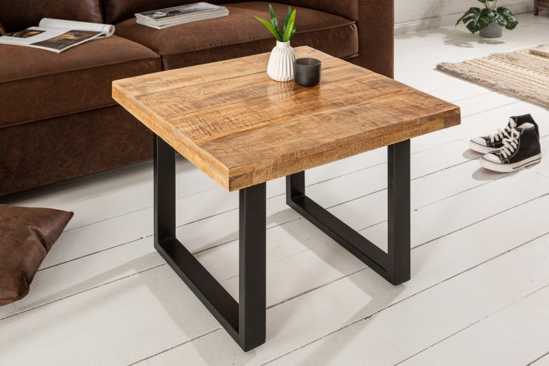 Estila Industriálny dizajnový konferenčný stolík Steele Craft z mangového dreva štvorcového tvaru 60cm