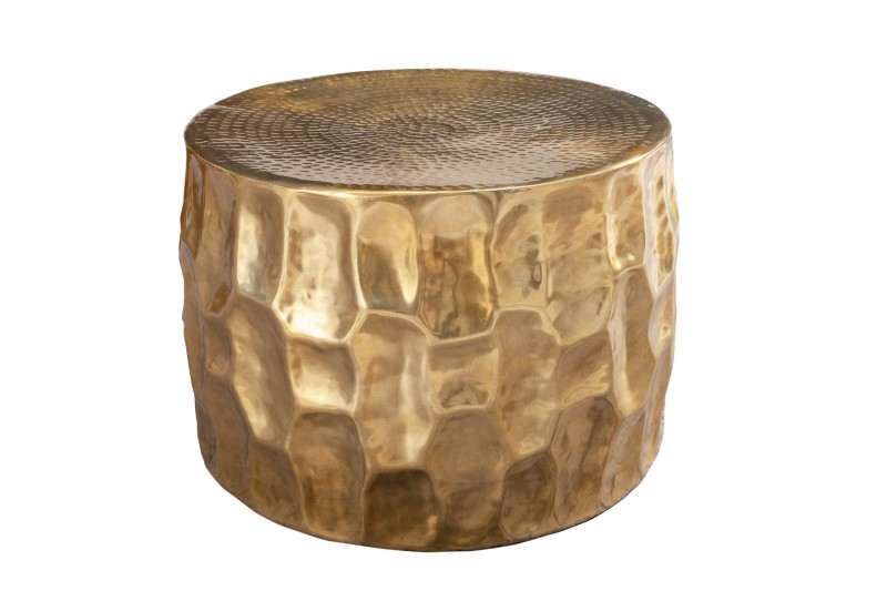 Estila Moderný okrúhly konferenčný stolík Siliguri s kladivkovým povrchom v zlatom prevedení 53cm