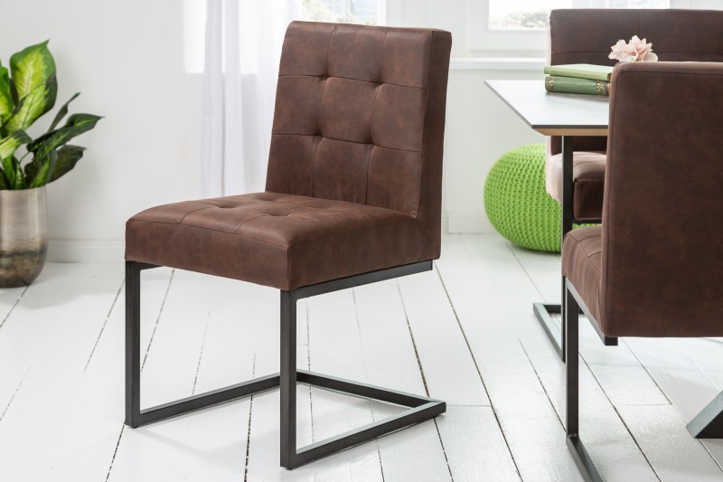Estila Dizajnová hnedá čalúnená jedálenská stolička Vesoul s kovovou konštrukciou 86cm