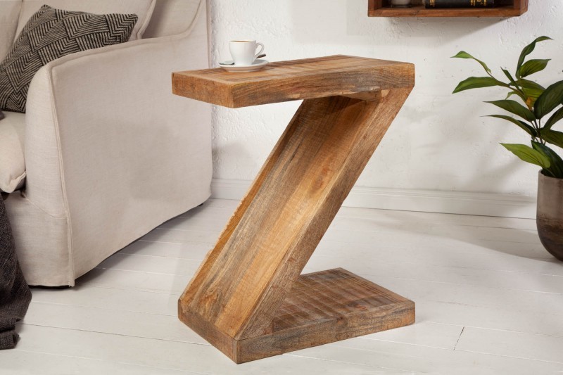 Estila Industriálny príručný stolík ZET z masívneho mangového dreva 60cm