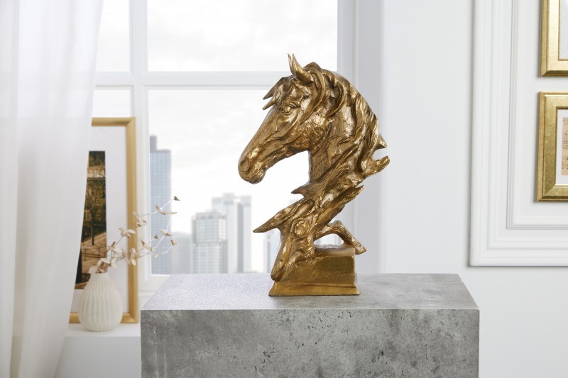 Estila Dizajnová socha koňa Suomin v zlatej farbe z kovovej zliatiny 38cm
