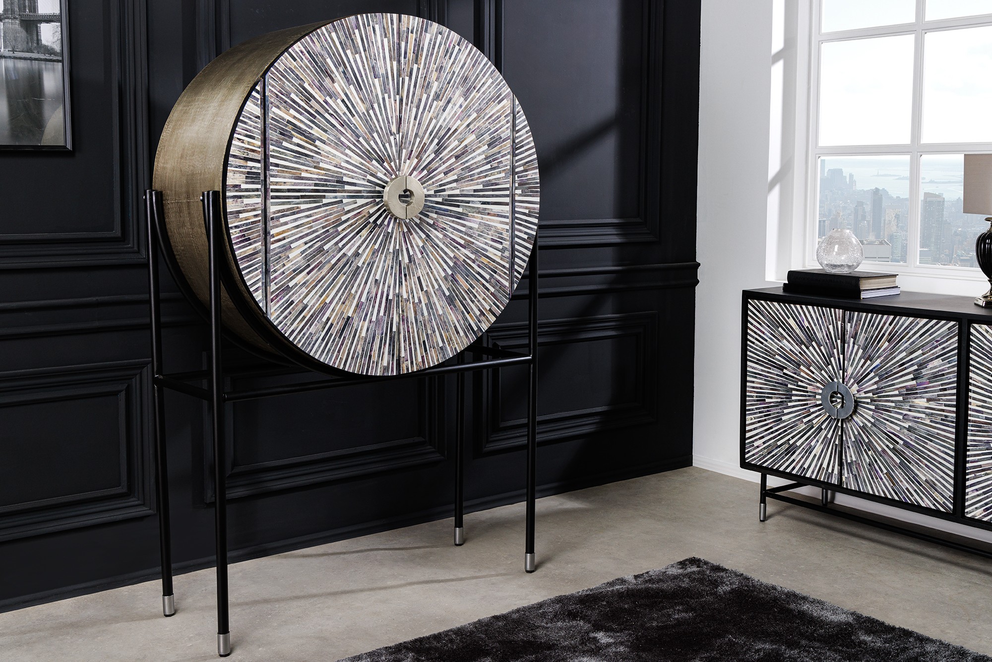 Estila Luxusná Art-deco okrúhla barová skrinka Hueso so zrkadlom a mozaikou z byvolej kosti 160cm