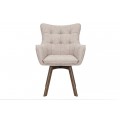 Škandinávska béžová jedálenská stolička Herold s prešívaným čalúnením s nožičkami z dubového dreva tmavej hnedej farbe 93 cm