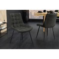 Moderná industriálna čalúnená jedálenská stolička Moritz s tmavým sivým poťahom so semišovým efektom a čiernymi nohami 51 cm