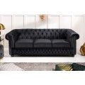 Dizajnová zamatová čierna trojmiestna sedačka Maya s chesterfield prešívaním s okrúhlymi čiernymi nožičkami 205 cm
