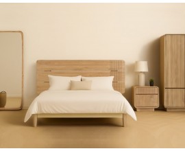 Luxusná retro spálňová zostava Riga z masívneho teakového dreva v svetlej hnedej farbe s minimalistickým lineárnym zdobením