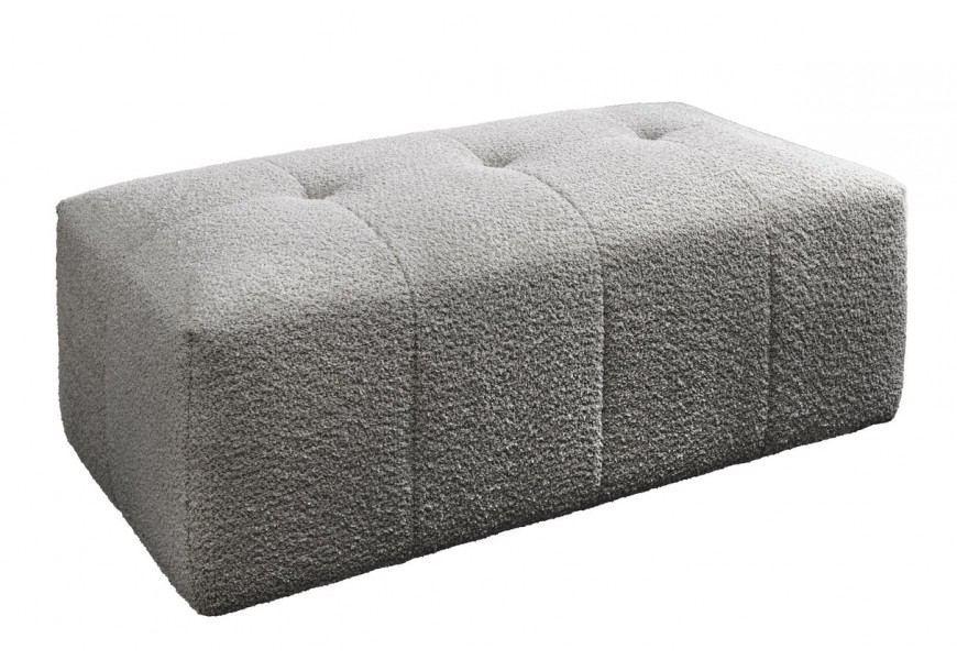 Dizajnová taburetka Queen so sivým poťahom v bouclé štýle v obdĺžnikovom tvare s prešívaním