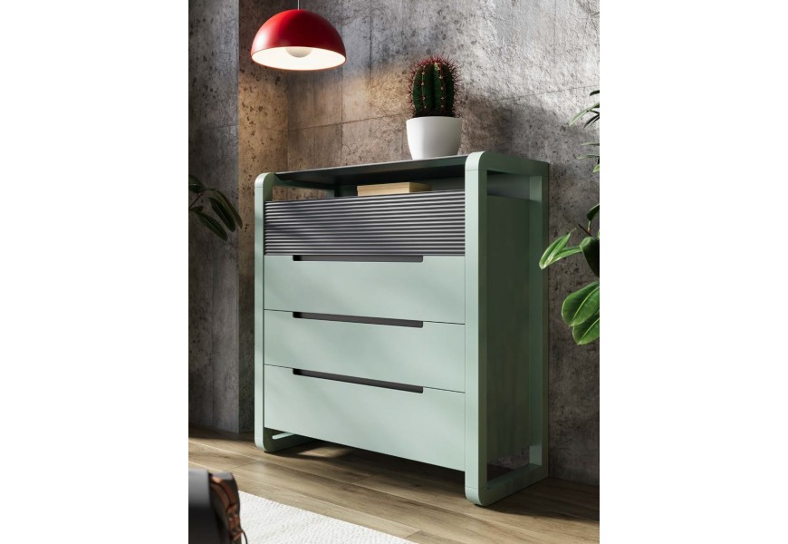 Luxusný moderný zelený art deco nočný stolík Berna so štyrmi zásuvkami s hornou zásuvkou s horizontálnym vrúbkovaním s otvorenou policou pod mramorovou doskou a oblými bočnými nohami z ohýbaných dosiek