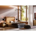 Luxusn&aacute; modern&aacute; manželsk&aacute; posteľ Berna s dreven&yacute;m čelom a čal&uacute;nen&yacute;m r&aacute;mom 199 cm
