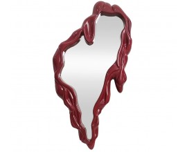 Glamour n&aacute;stenn&eacute; zrkadlo Rubia s plastick&yacute;m roztopen&yacute;m r&aacute;mom v atypickom tvare v červenej farbe s leskl&yacute;m hladk&yacute;m povrchom