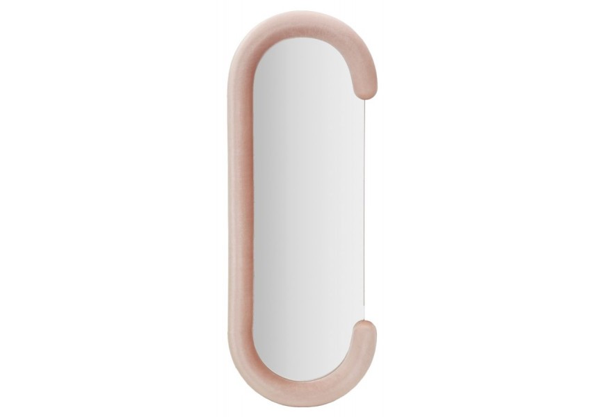 Moderné art deco zrkadlo Roza s čalúneným rámom s ružovým zamatovým poťahom v tvare prerušeného oválu s voľnou bočnou stranou