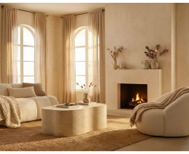 Moderná dizajnová obývacia zostava Berry s bielym čalúneným sedacím nábytkom a kameninovými stolíkmi