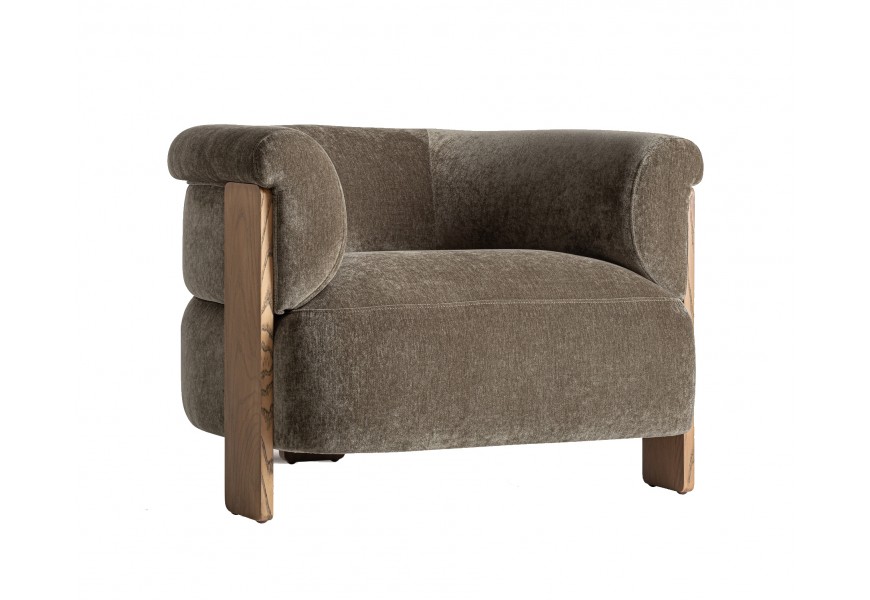 Luxusné moderné čalúnené kreslo Jeran so ženilkovým poťahom v kaki zelenej farbe s drevenými plochými nožičkami v hnedej farbe v poloblúkovom tvare