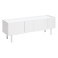Modern&yacute; obdĺžnikov&yacute; TV stol&iacute;k Arvila so &scaron;tyrmi dvierkami v bielej farbe s valcov&yacute;mi nožičkami 160 cm