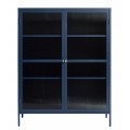 Modern&aacute; industri&aacute;lna dvojdverov&aacute; knižnica Farver so sklenen&yacute;mi v&yacute;plňami v modrej farbe z kovu s dvomi policami 140 cm