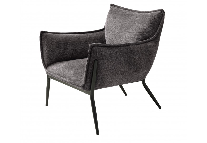 Dizajnové industriálne čalúnené tmavé sivé kreslo Beryl s poťahom s hladkým tkaním s opierkami s vytiahnutými rohmi a nohami z kovu v čiernej farbe