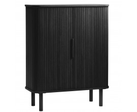 Dizajnov&aacute; retro barov&aacute; skrinka Elbe s posuvn&yacute;mi lamelov&yacute;mi dvierkami s tromi policami v čiernom dubovom preveden&iacute; 113 cm