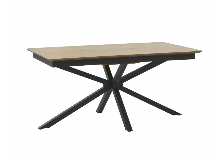 Moderný dizajnový obdĺžnikový rozkladací stôl Holstebro s podstavou z kovu v čiernej farbe so štyrmi nohami s prekríženým dizajnom a doskou vo svetlom hnedom dubovom prevedení