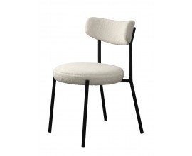 Modern&aacute; dizajnov&aacute; okr&uacute;hla jed&aacute;lensk&aacute; stolička Edna s čal&uacute;nen&yacute;m sedadlom a chrbtovou opierkou s poťahom z bukl&eacute; v bielej farbe s kon&scaron;trukciou z kovu v čiernej farbe