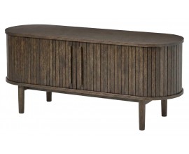 &Scaron;kandin&aacute;vsky seversk&yacute; telev&iacute;zny stol&iacute;k Alborg ov&aacute;lneho tvaru s dvomi posuvn&yacute;mi dvierkami s vertik&aacute;lnymi lamelami so &scaron;tyrmi valcovit&yacute;mi nohami v tmavej hnedej farbe s pr&iacute;rodn&yacute;m dubov&yacute;m vizu&aacute;lom