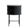 Modern&yacute; polkruhov&yacute; nočn&yacute; stol&iacute;k Bornholm v čiernej farbe s posuvn&yacute;mi lamelov&yacute;mi dvierkami a kovovou podstavou 70 cm