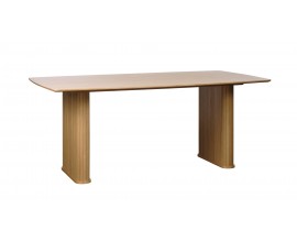 &Scaron;kandin&aacute;vsky obdĺžnikov&yacute; jed&aacute;lensk&yacute; st&ocirc;l Bornholm s dvomi zaoblen&yacute;mi lamelov&yacute;mi nohami v svetlom hnedom dubovom preveden&iacute; 190 cm