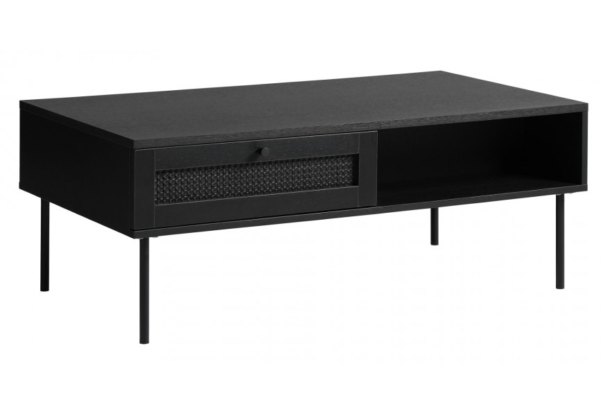 Moderný konferenčný stolík Malmo v čiernom dubovom prevedení s dekoratívnym viedenským ratanovým výpletom s obdĺžnikovou doskou a štyrmi štíhlymi kovovým nohami s úložným priestorom s dvomi policami a dvomi zásuvkami
