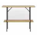 Modern&yacute; konzolov&yacute; stol&iacute;k Malmo so svetlou hnedou doskou s dubov&yacute;m dekorom a ratanovou policou s čiernym kovov&yacute;m r&aacute;mom 100 cm