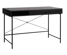 Industri&aacute;lny čierny p&iacute;sac&iacute; st&ocirc;l Malmo s obdĺžnikovou doskou a &uacute;ložn&yacute;m priestorom so z&aacute;suvkou a policou s kovov&yacute;mi nohami 120 cm