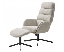Modern&eacute; kreslo Hermes s vysokou chrbtovou opierkou a podnožkou s poťahom z bukl&eacute; v off white odtieni s mel&iacute;rovan&iacute;m v hned&yacute;ch a siv&yacute;ch t&oacute;noch s nohami z kovu v čiernej farbe