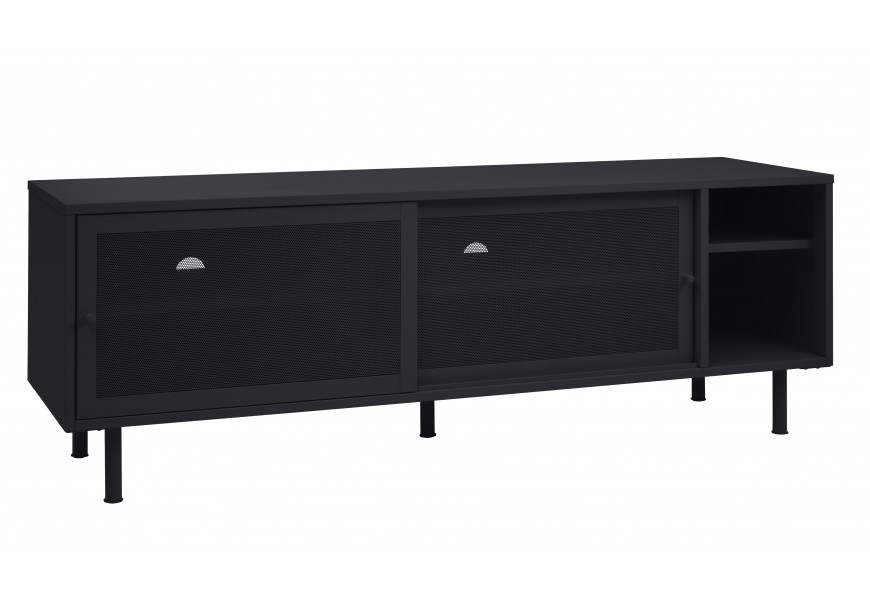 Moderný čierny kovový televízny stolík s obdĺžnikovou vrchnou doskou s dvomi otvorenými policami a štyrmi zatvorenými policami s dvojitými posuvnými dvierkami s perforovaným polopriehľadným dizajnom na piatich nohách
