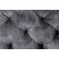 Luxusn&eacute; chesterfield kreslo Modern Barock v tmavosivej farbe so zamatov&yacute;m poťahom a strieborn&yacute;mi nožičkami z kovu 120 cm 