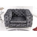 Luxusn&eacute; chesterfield kreslo Modern Barock v tmavosivej farbe so zamatov&yacute;m poťahom a strieborn&yacute;mi nožičkami z kovu 120 cm 