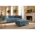 Modern&aacute; chesterfield obdĺžnikov&aacute; taburetka Modern Barock so zamatov&yacute;m čal&uacute;nen&iacute;m v petrolejovej modrej farbe a nožičkami 95 cm