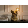 Dizajnov&aacute; glamour stoln&aacute; lampa Tierra Glam v zlatej farbe v podobe sediacej koaly držiacej okr&uacute;hle sklenen&eacute; tienidlo 34 cm