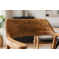 Modern&aacute; mas&iacute;vna jed&aacute;lensk&aacute; stolička Elvar s hned&yacute;m teakov&yacute;m r&aacute;mom a čiernym čal&uacute;nen&yacute;m kožen&yacute;m sedadlom 58 cm