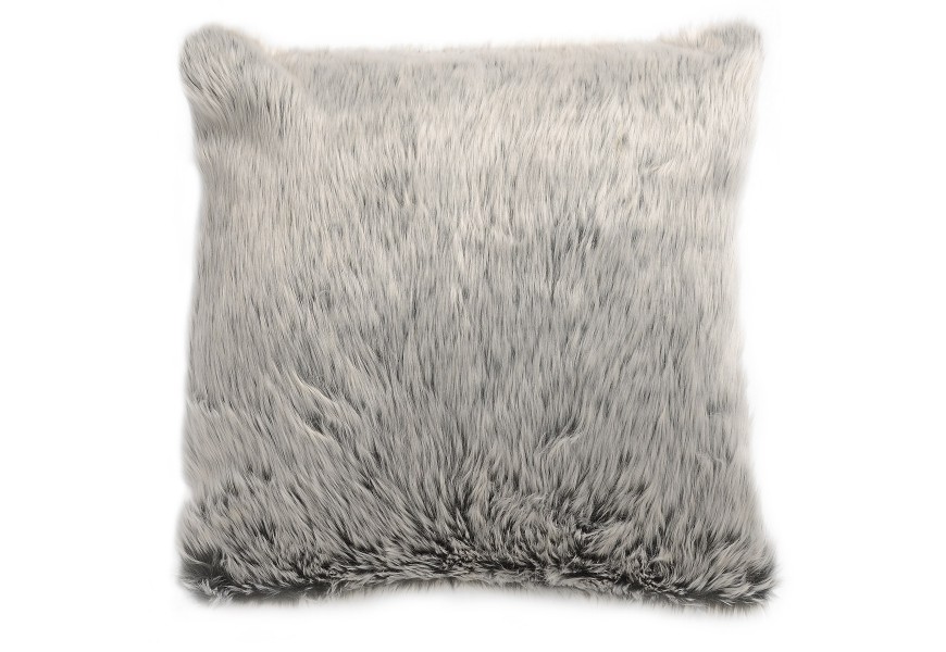 Sivý chlpatý vankúš 40x40