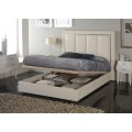 Dizajnová kožená manželská posteľ Monica s elegantným prešívaným čelom a s úložným priestorom 150-180cm