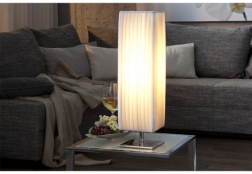 Dizajnov&aacute; modern&aacute; stojaca lampa Krieda 60 cm biela