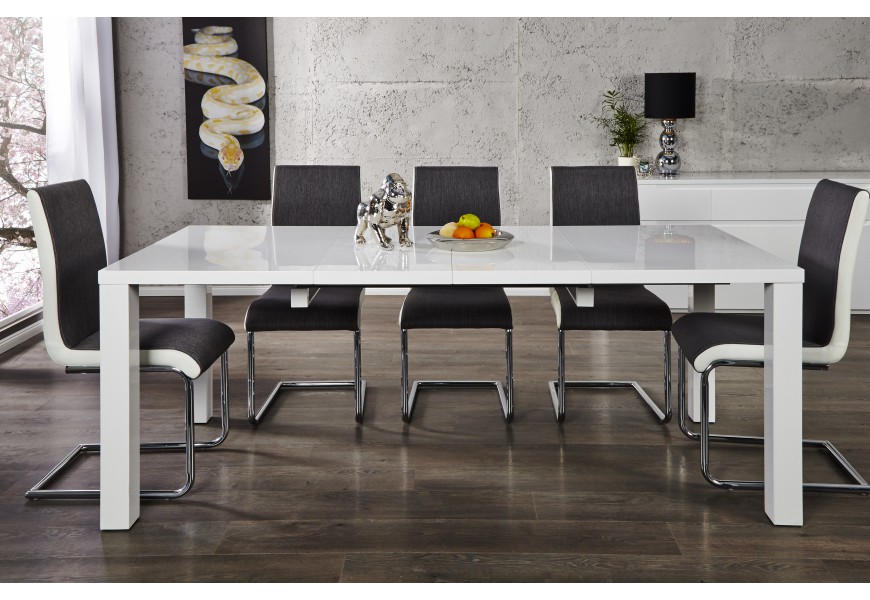 Jedinečný rozkladací jedálenský stôl do moderných interiérov Bianco