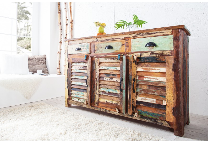 Masívny koloniálny príborník Jakarta z mangového dreva s tromi dvierkami a zásuvkami 125cm