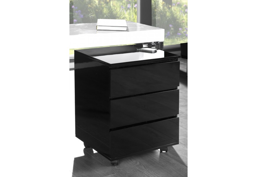 &Scaron;t&yacute;lov&eacute; pojazdn&eacute; z&aacute;suvky Big Deal black