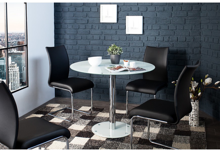 Dizajnový jedálenský stôl do moderne zariadených interiérov