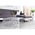 Dizajnový art deco strieborný štvorcový kovový konferenčný stolík Ideal s geometrickými vyrezávanými vzormi 60 cm
