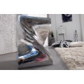 Extravagantná moderná stolička Twist 45cm strieborná