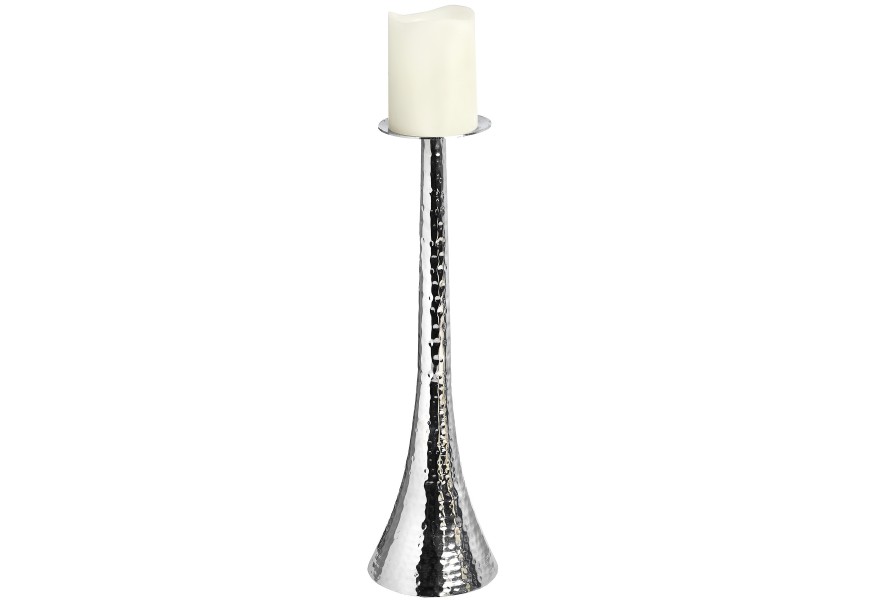 &Scaron;t&yacute;lov&yacute; svietnik mal&yacute;