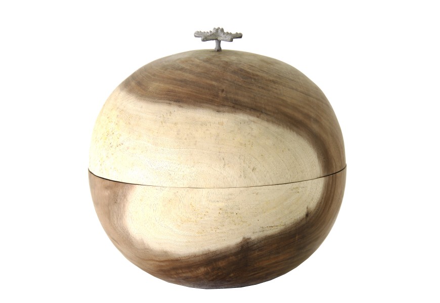 Dizajnov&aacute; dekor&aacute;cia dreven&aacute; guľa