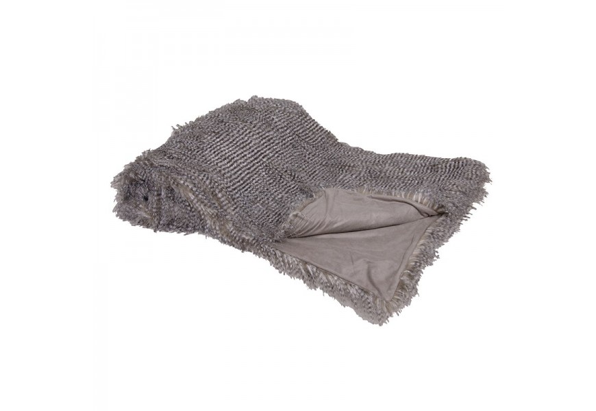 Štýlová obdĺžniková sivá deka Kamila z umelej kožušiny s dvojfarebným vzorom 180 cm